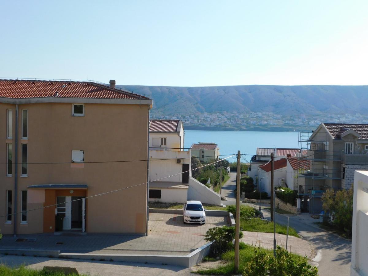 Apartmani Salus Pag Town Exterior photo